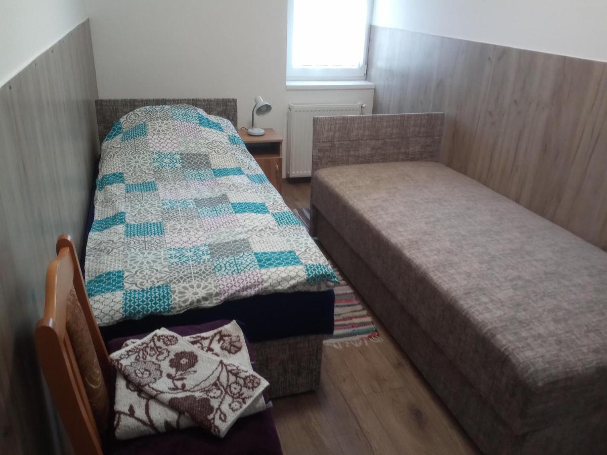 Budai Vam Apartmanhaz Beci Exterior foto