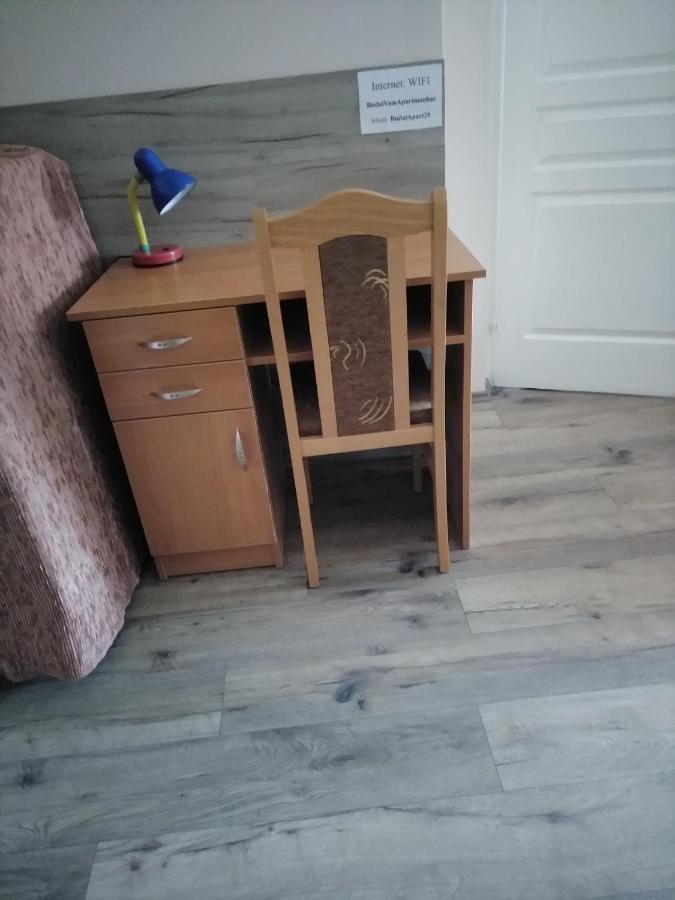 Budai Vam Apartmanhaz Beci Exterior foto