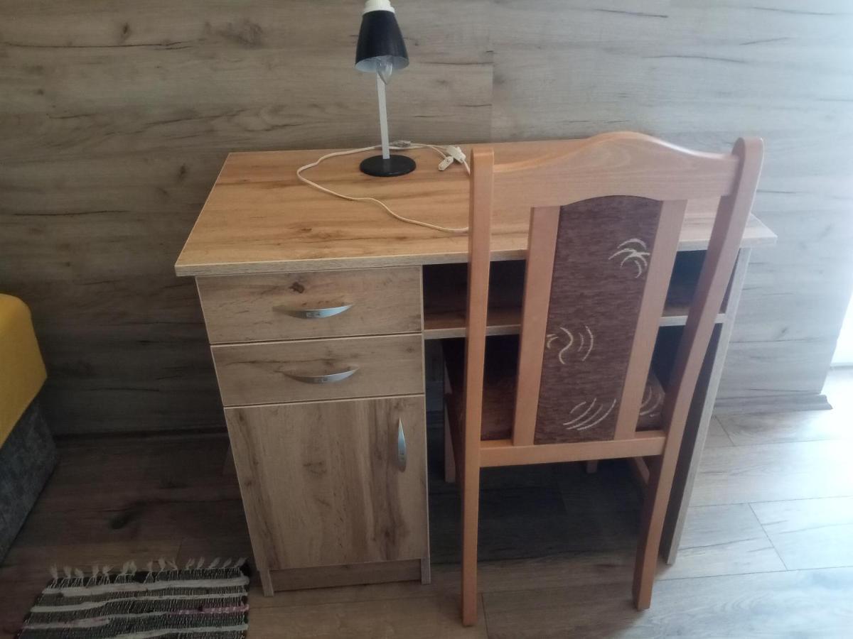 Budai Vam Apartmanhaz Beci Exterior foto