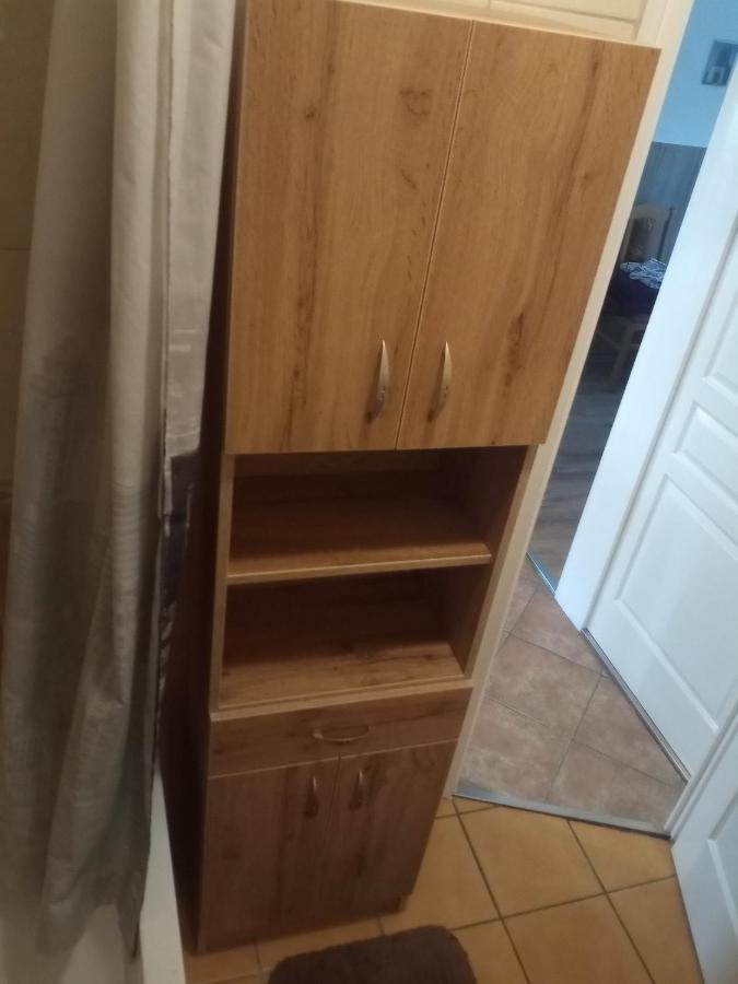 Budai Vam Apartmanhaz Beci Exterior foto